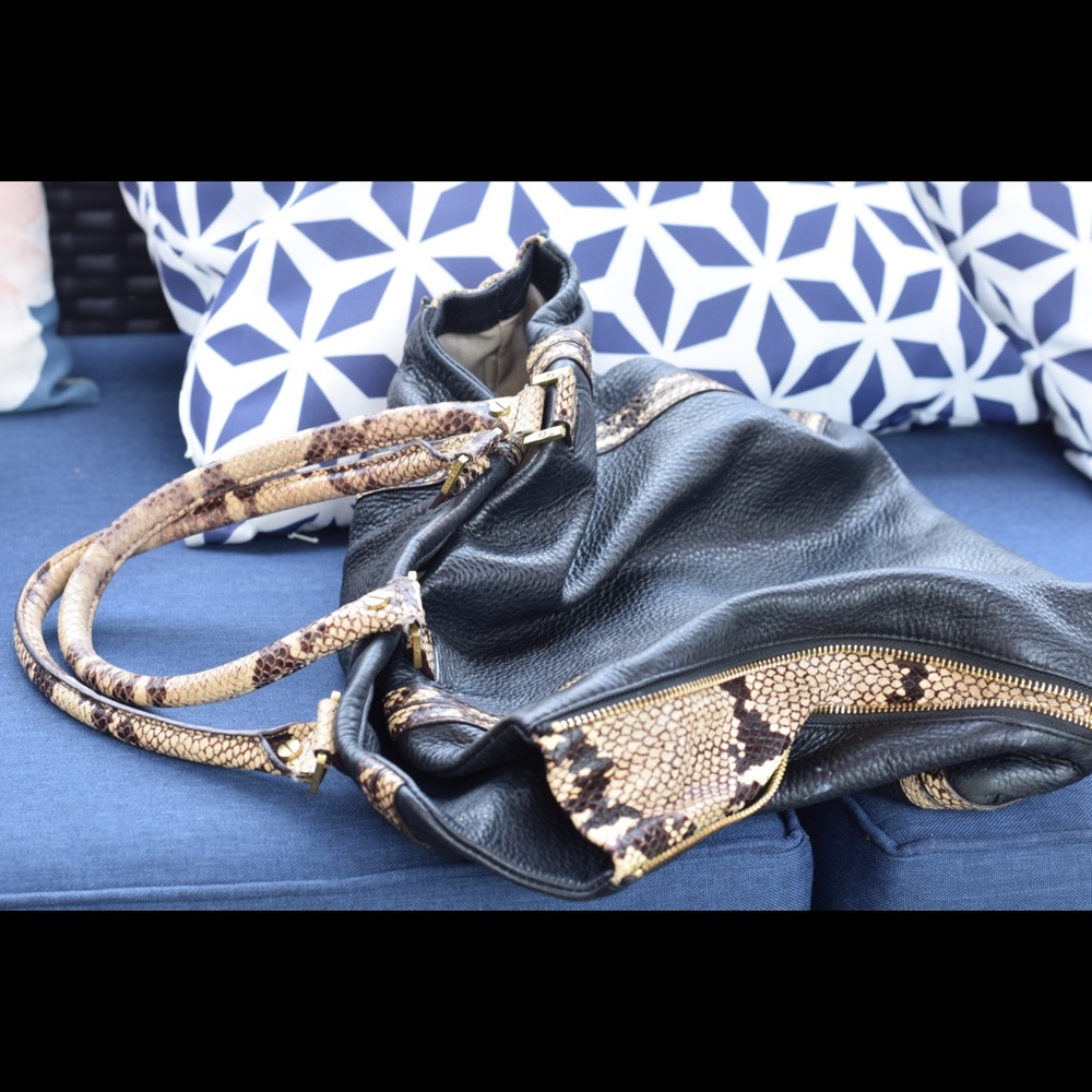 Leather bag